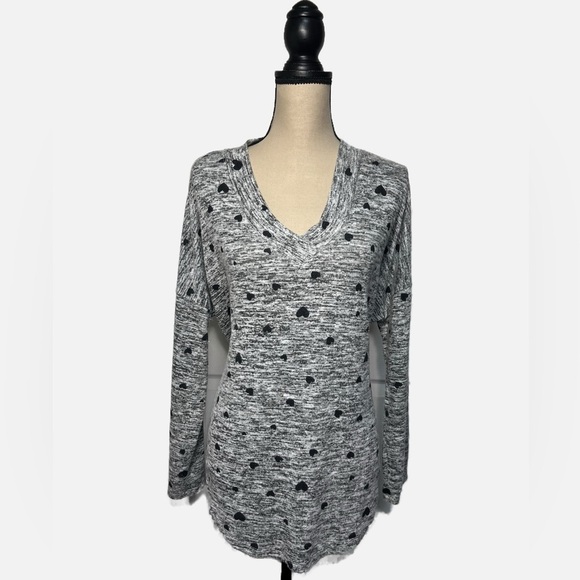 PHILOSOPHY GRAY AND BLACK  OVERSIZED ULTRA SOFT LOUNGE TOP size Medium - Picture 1 of 7